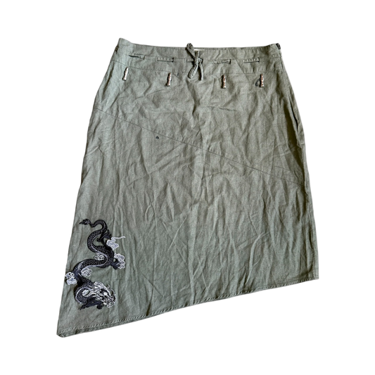 Armed Skirt